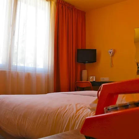 Alnea Otel Cannes