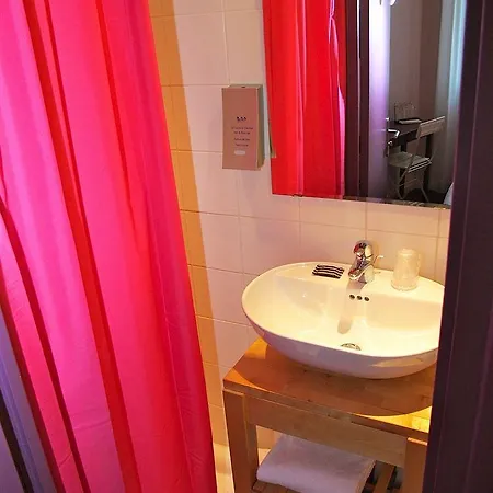 Alnea Otel Cannes